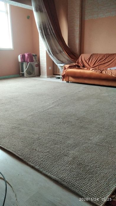 Продаётся ковёр 3.10