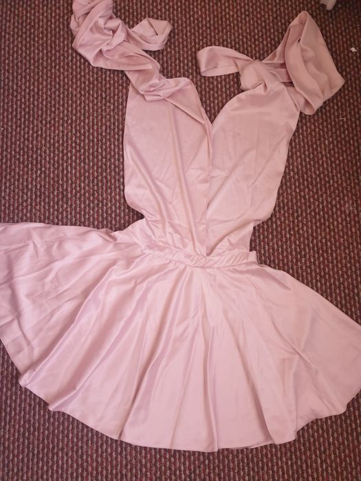 Rochie satin roz