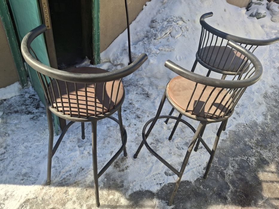 Стулья барные б.у