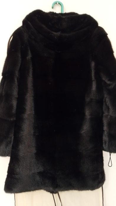 Продаётся шуба женская