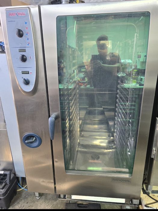 Cuptor convectie gastronomic Rational  SCC 202E  40 TAVI