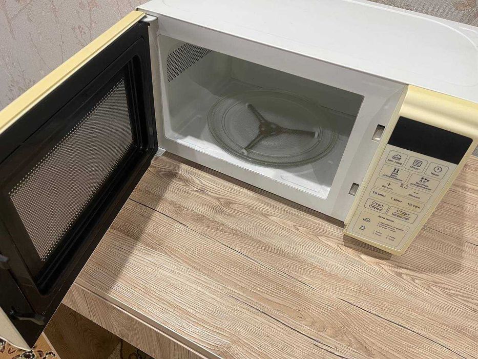 Микроволновка LG