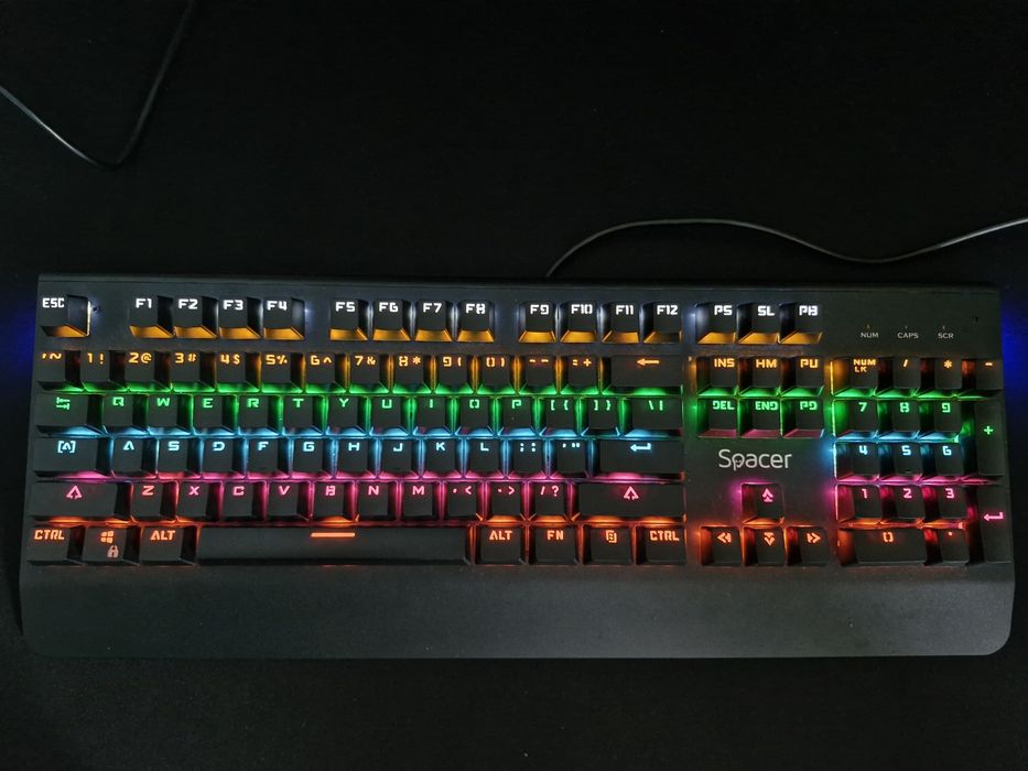 Tastatura mecanica Spacer