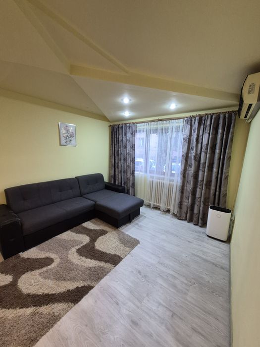 Inchiriez apartament 2 camere central