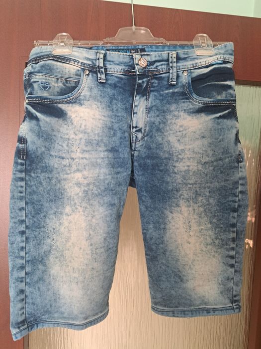 Pantaloni scurti barbati. Nr 34