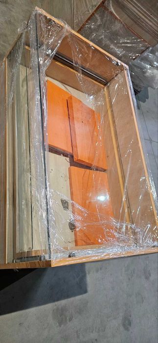 Модулни витрини и шкафове за магазин