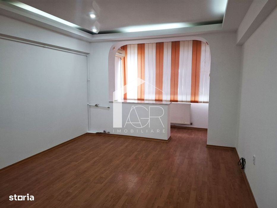 Apartament cu 2 camere, semidecomandat, Ultracentral