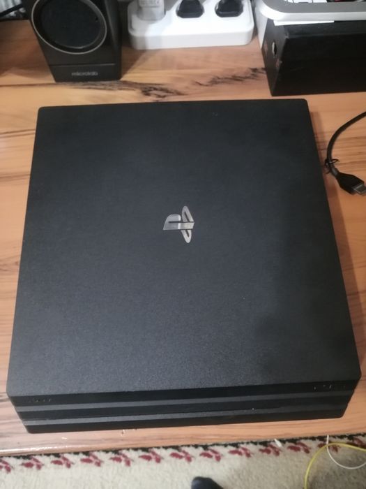 Sony PS4 PRO 1 ТБ