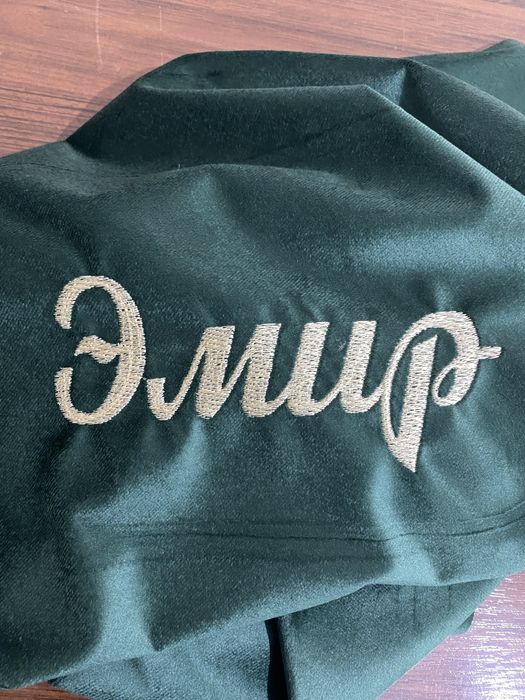 Продается вышивальная машина Elna