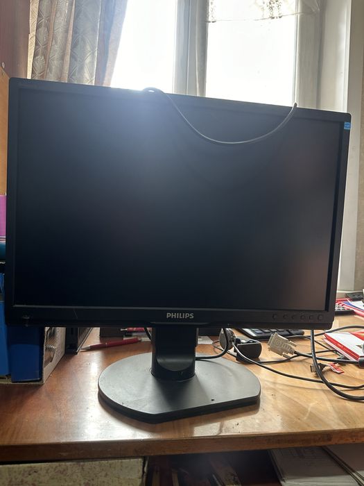 Монитор Philips 60гц