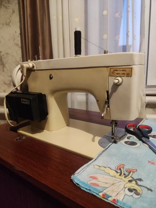Швейная машинка **