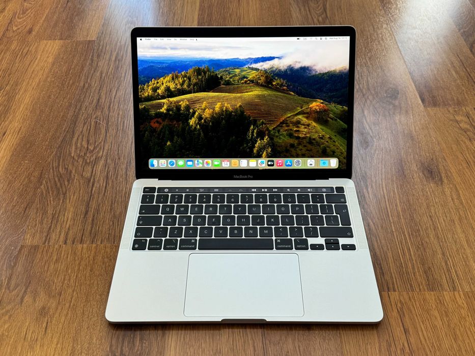 13.3' Apple MacBook Pro M1 2020 Silver 16GB RAM/256 GB SSD/Батерия 14ч