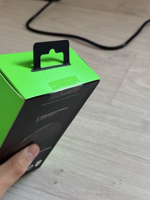 Мышка Razer Deathadder essential