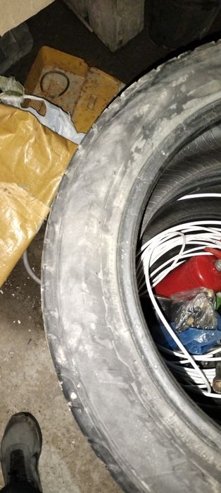 Продам шины бу, летние Viatti