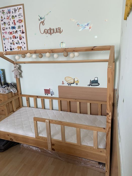 Легло тип къщичка с включен матрак 160х70см с матрак