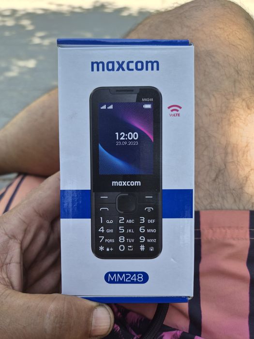 Maxcom mm248 dual sim