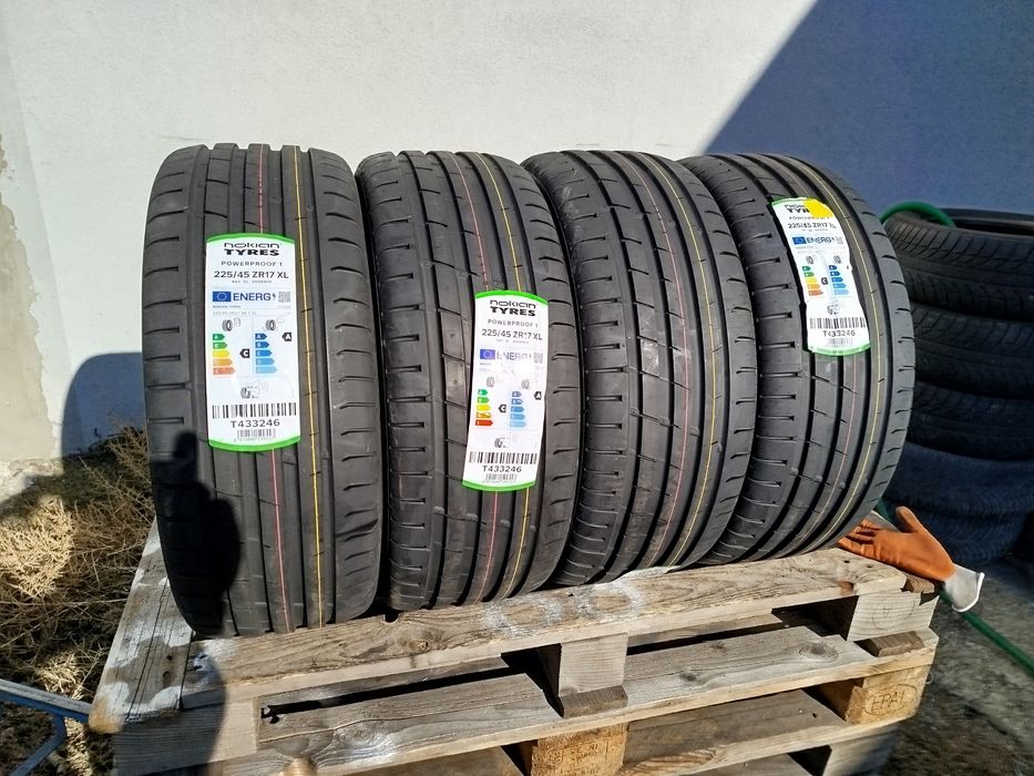 225/45/17 Нокиан ДОТ 2024 г - Чисто Нови