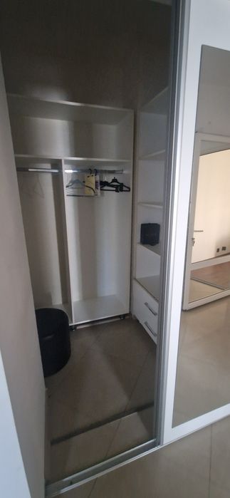 Apartament modern cu 3 camere  spre închiriere