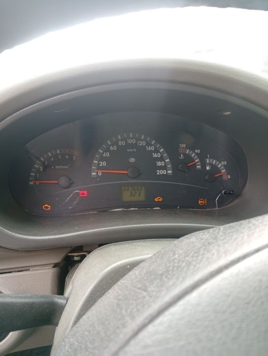 Lada Kalina 2008 yil