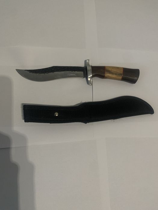 Cuțit de vânătoare premium