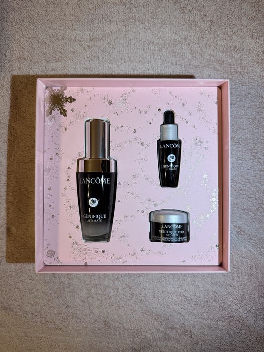 Козметични комплекти Estee Lauder и Lancome