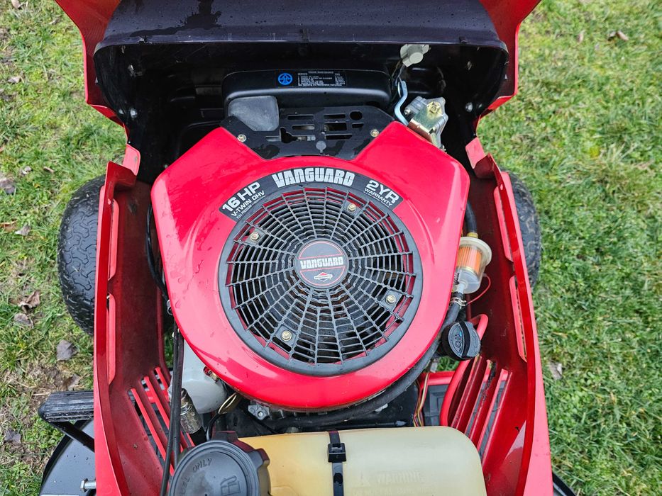 Тракторна Косачка 16.к.с. MTD. ДвуЦилиндрова