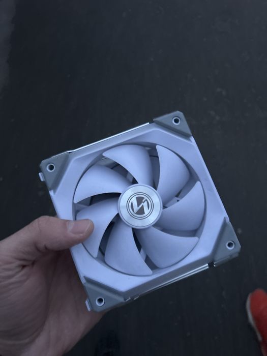 Lian Li UNI Fan CL120 ARGB  12 броя