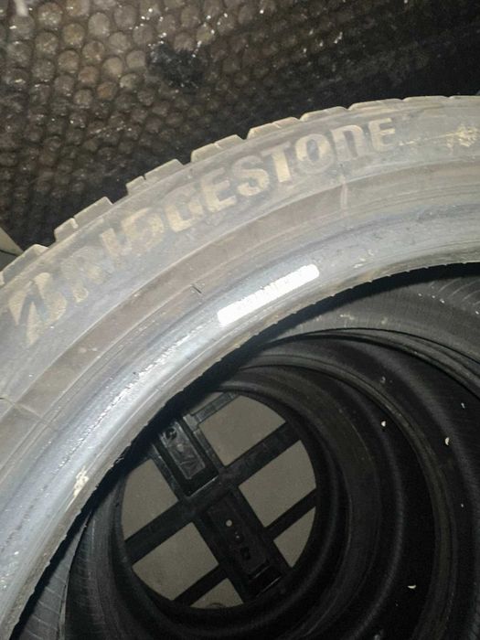 Гуми бриджстоун зимни