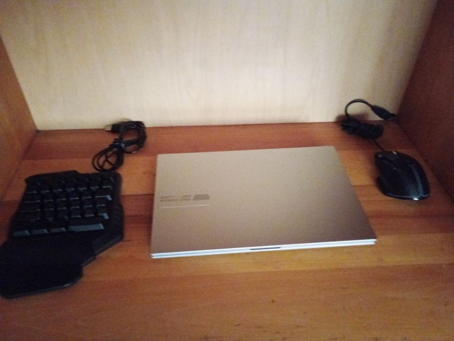 Laptop Asus vivoobok 14