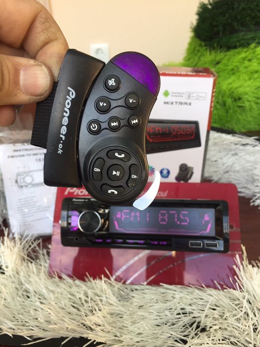 Pioneer авто магнитафон blutusli ro’lga pulti bor esk mafon bartr bor