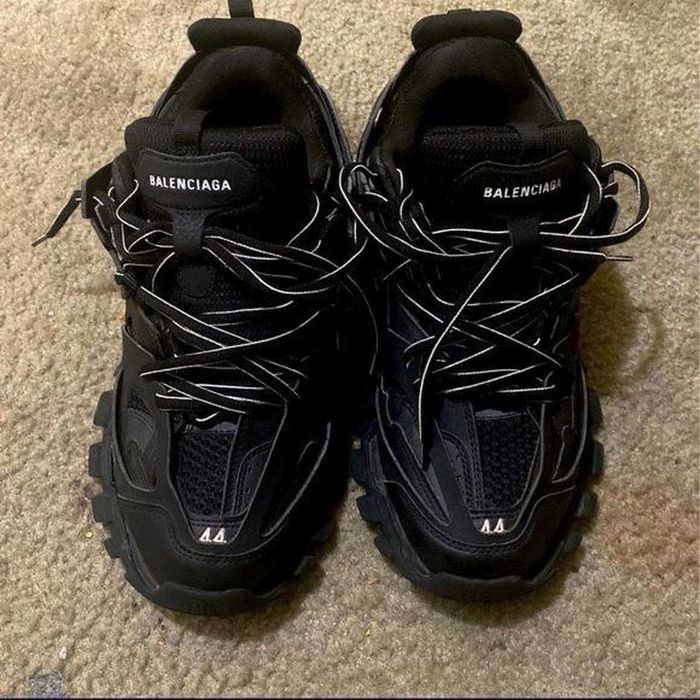 balenciaga track black cu led si fara