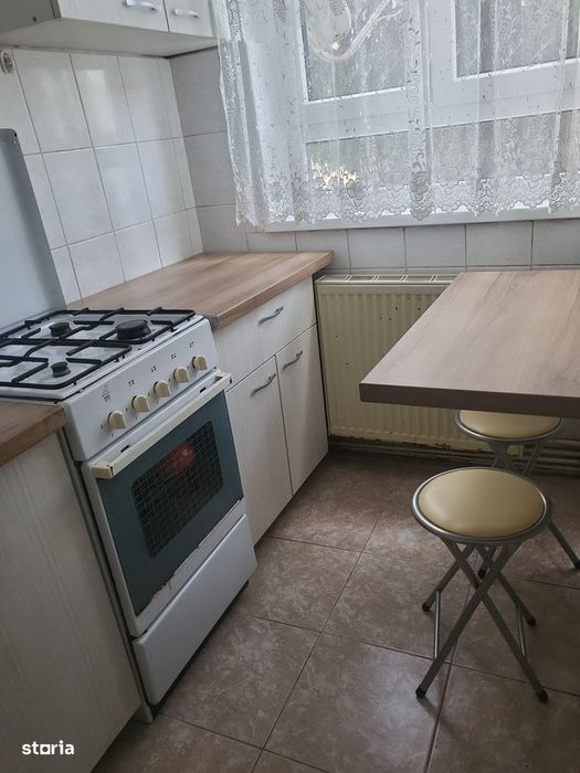 Garsonieră de închiriat, Centrul Civic, 28mp