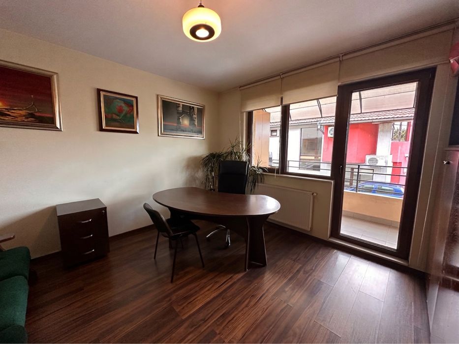 Apartament 3 camere, parcare exterioara , Andrei  Muresanu