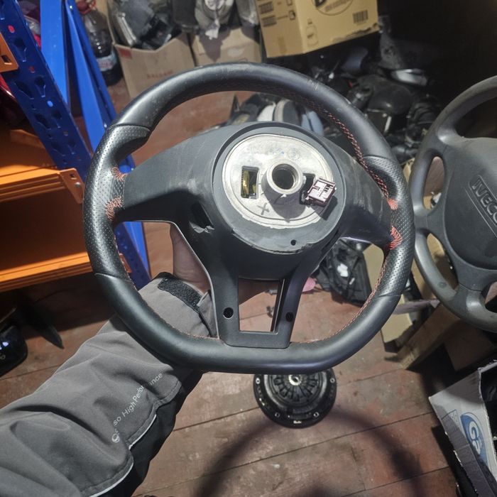 Волан за мерцедес w204 и други