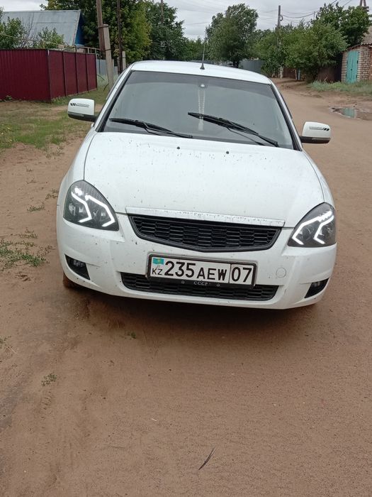 Продам Приору хэтчбек