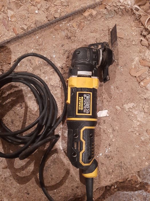 Stanley multifunctiona ca nou