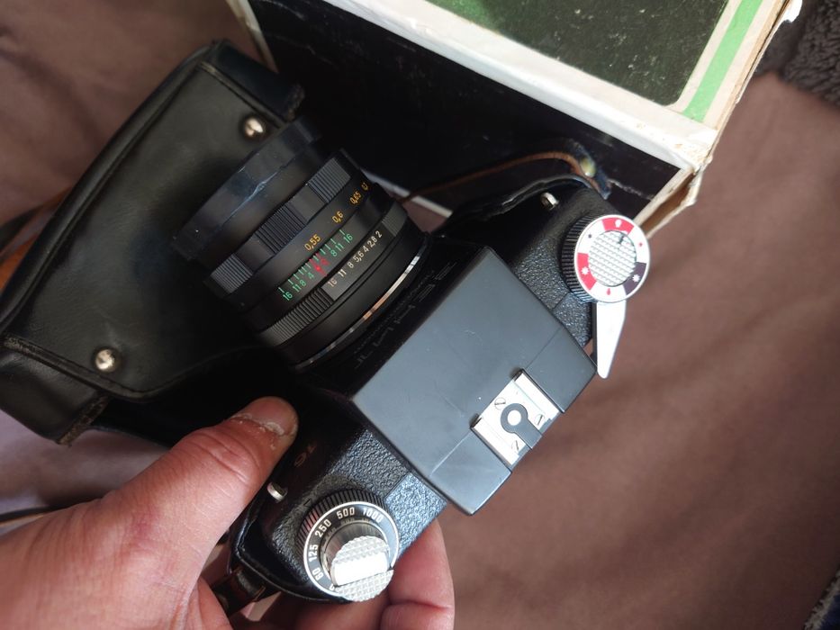 SLR Zenit 16 cu obiectiv Helios