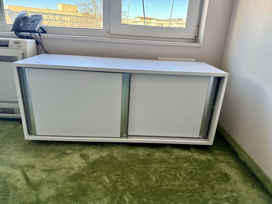 Два Броя контейнери