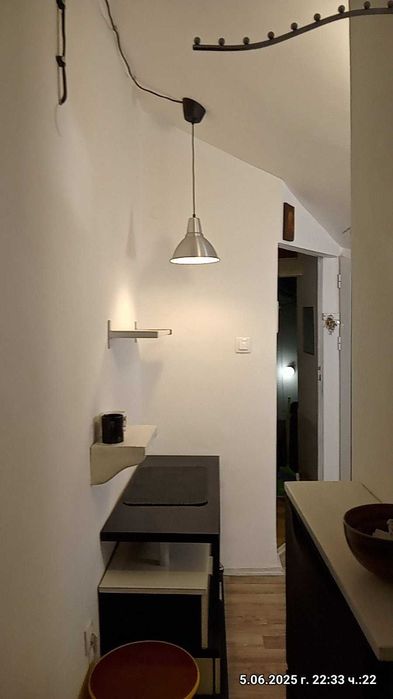 шкаф,комод,скрин в черно и бяло