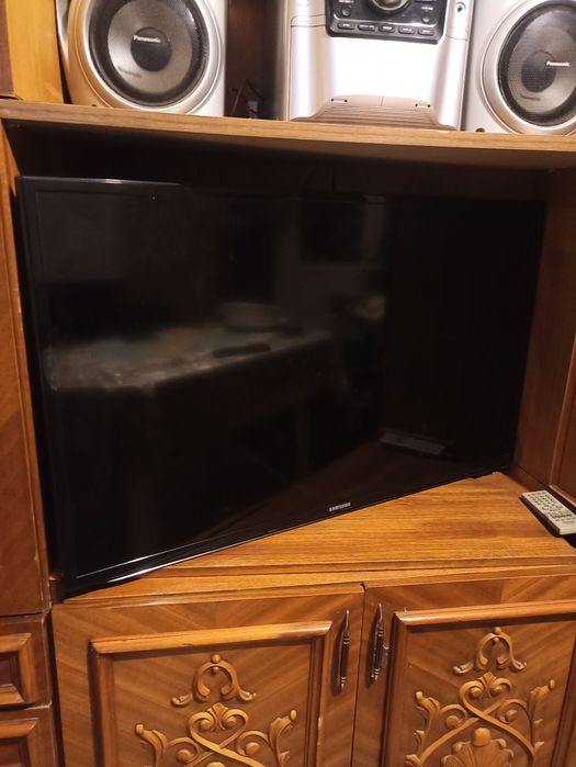 Televizor LED Samsung Smart TV UE40EH5300 Seria EH5300 101cm negru Ful