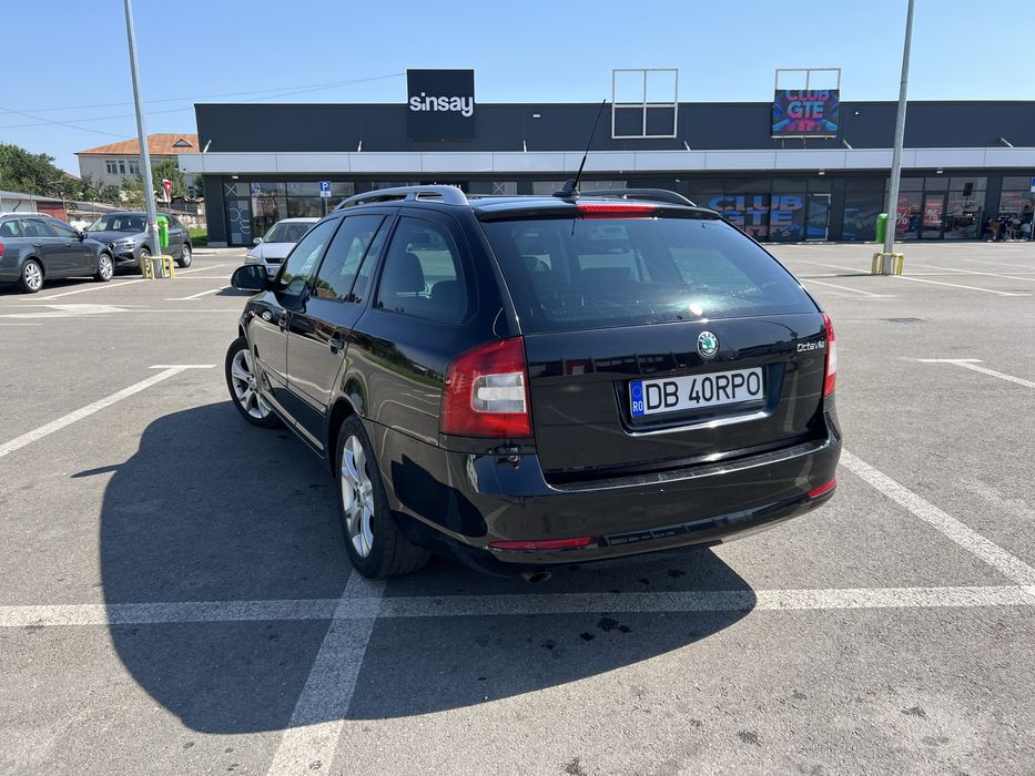 SKODA Octavia 2012 — imagine 4