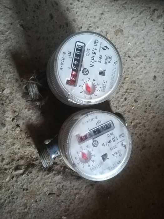 Vând doua apometre