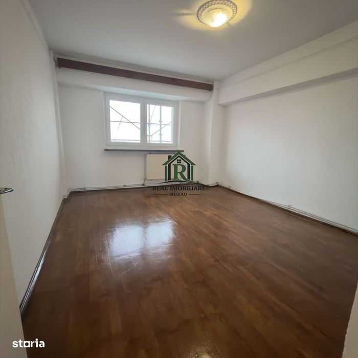Apartament 3 camere zona CEC - Centru Buzau !