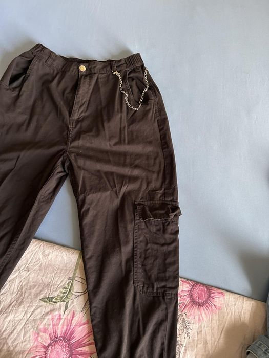 Дамски карго панталон Без забележки