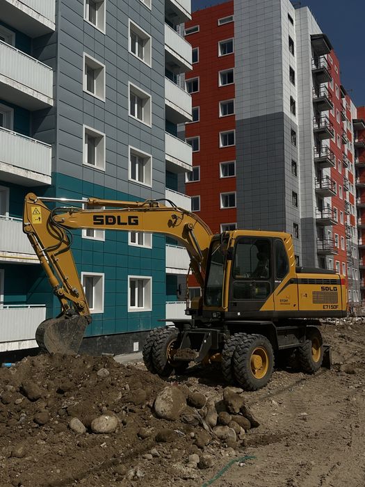 Аренда 3в1 экскаватор погрузчик трактор