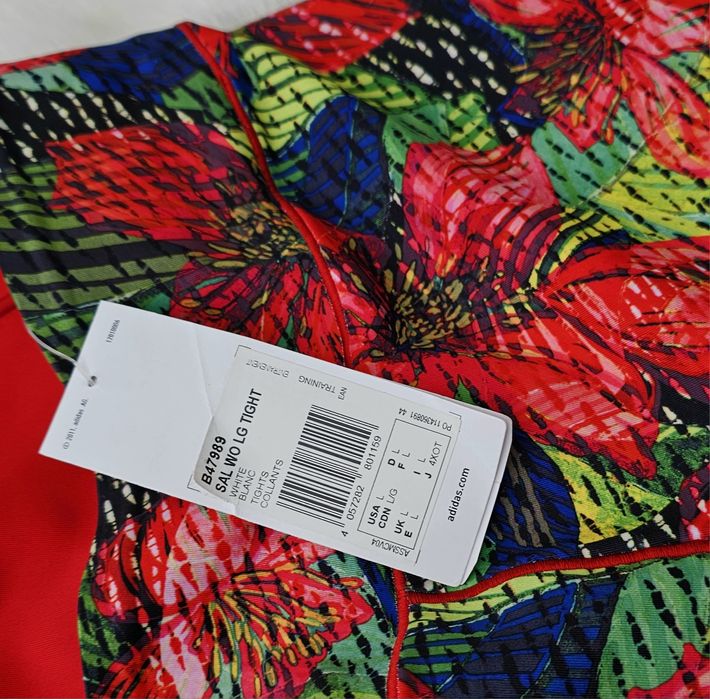 Adidas оригинален дамски клин Л размер нов