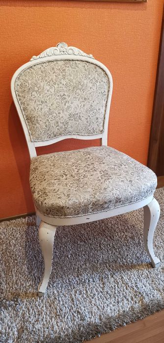 Продавам ретро стол в стил „LOUIS XV“ (Рококо)