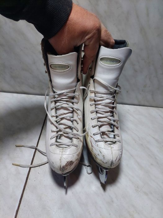 Patine gheata 229 patinaj Riedell profesionale marime 37-38 (24,5  cm)