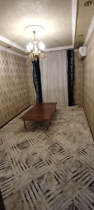 Sergili 5A 2 bekat 3 xonali uy sotiladi  Metro yonida