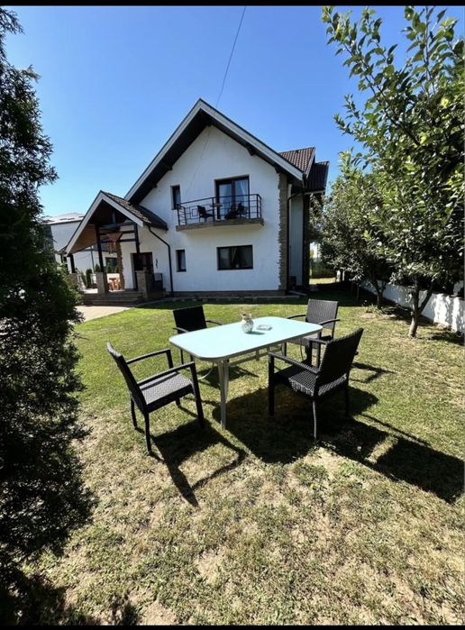 Vila de vanzare cu 5 camere in Iasi, Nicolina, 200mp, teren 600mp